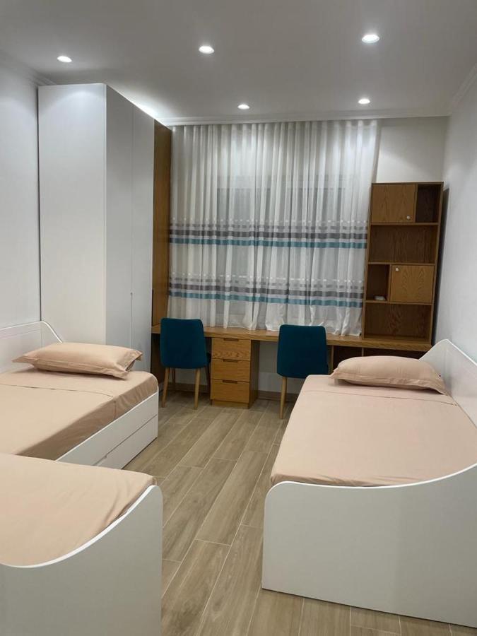 City Center Apartment Kafe Flora Тирана Екстер'єр фото