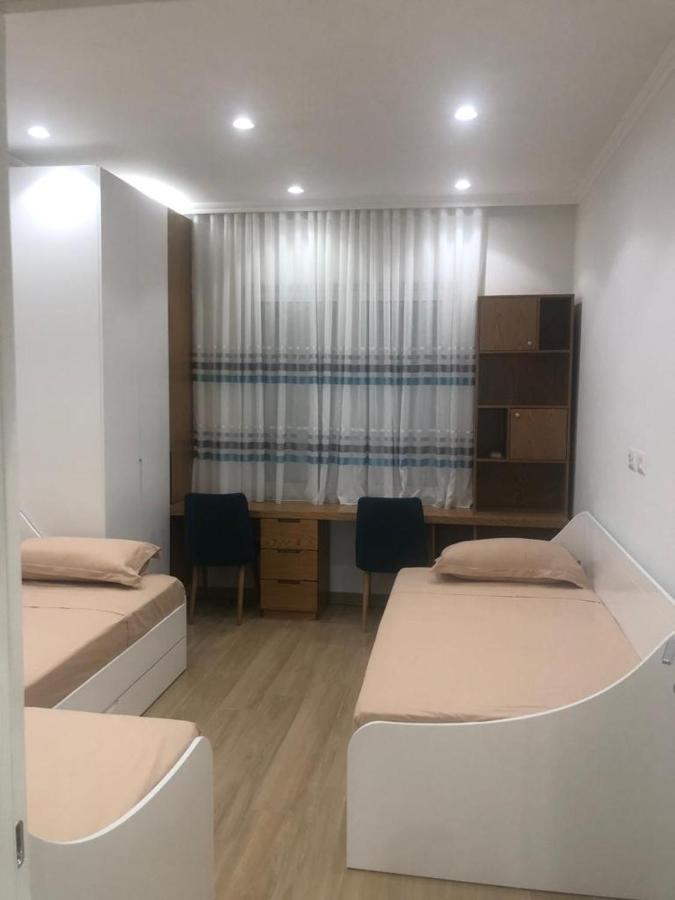 City Center Apartment Kafe Flora Тирана Екстер'єр фото