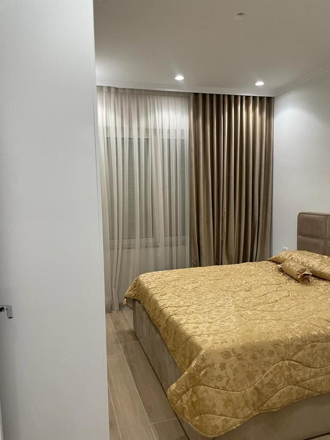 City Center Apartment Kafe Flora Тирана Екстер'єр фото