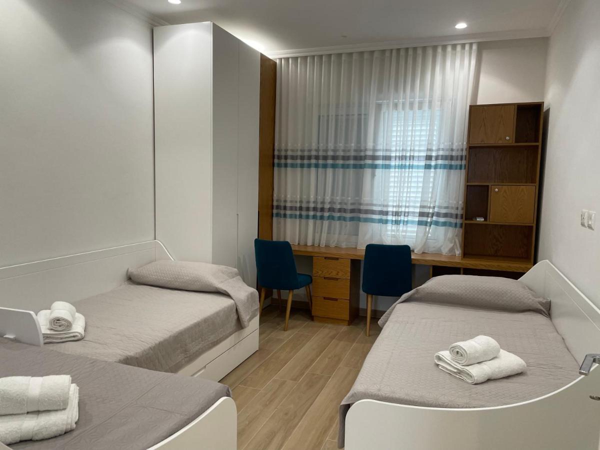 City Center Apartment Kafe Flora Тирана Екстер'єр фото