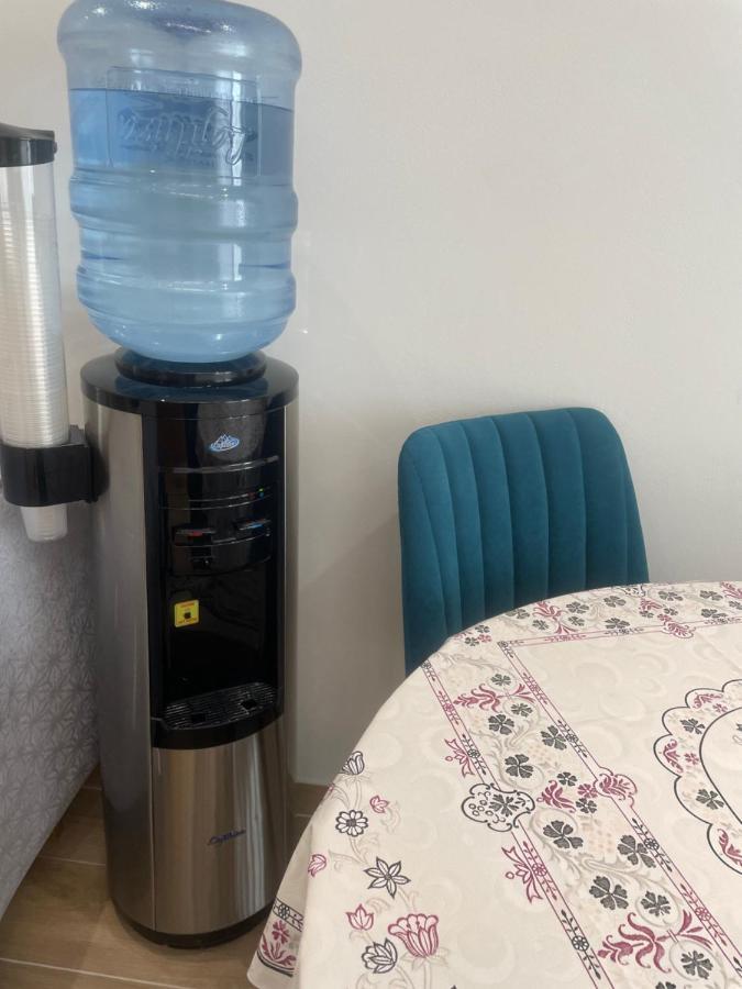 City Center Apartment Kafe Flora Тирана Екстер'єр фото